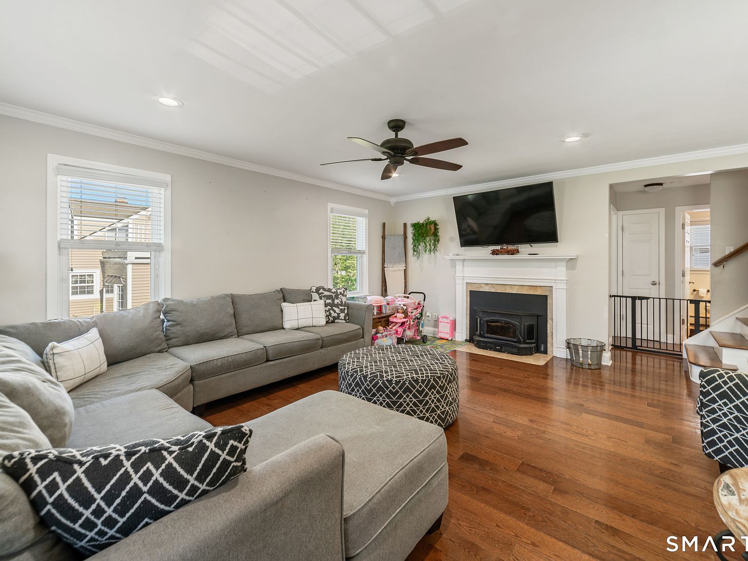 12 Chatfield Dr Trumbull, CT 06611 - Thumbnail 3
