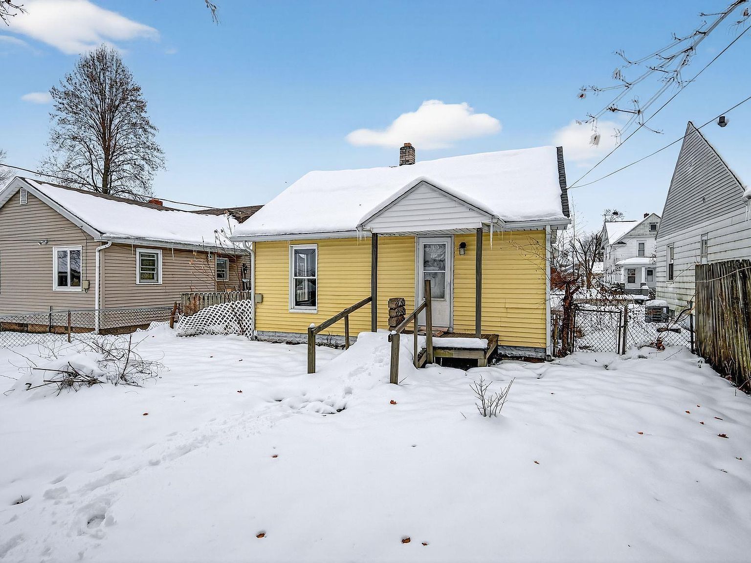 815 S 26th St South Bend, IN 46615 - Thumbnail 3