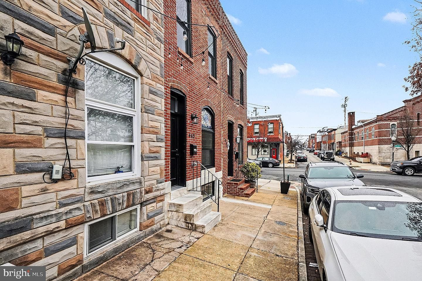 443 S Robinson St Baltimore, MD 21224 - Thumbnail 3