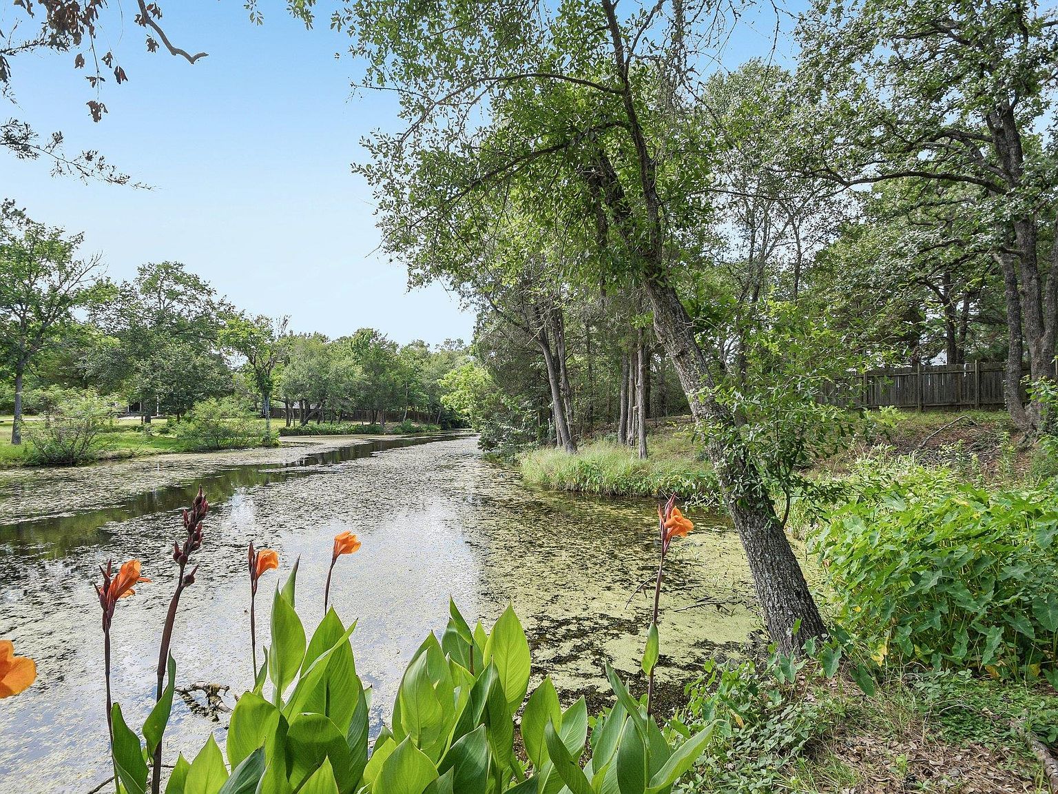 139 Meadow Creek Dr Bastrop, TX 78602 - Thumbnail 3