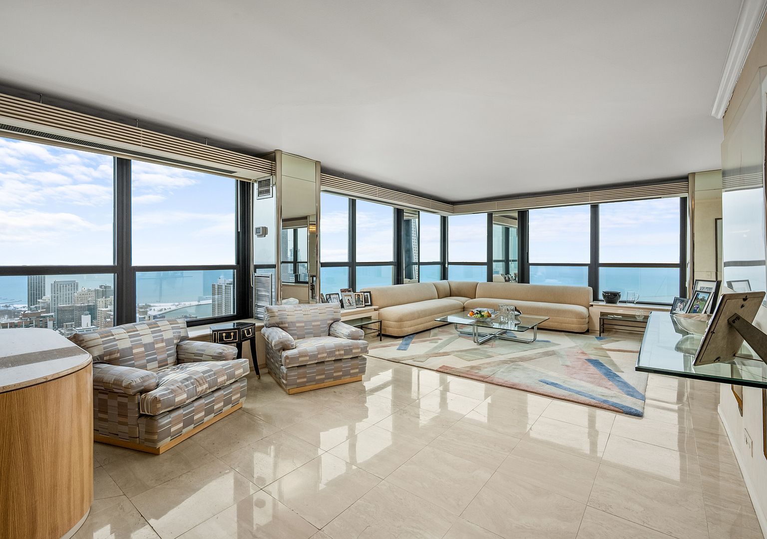 1030 N State St #51EF Chicago, IL 60610 - Thumbnail 3