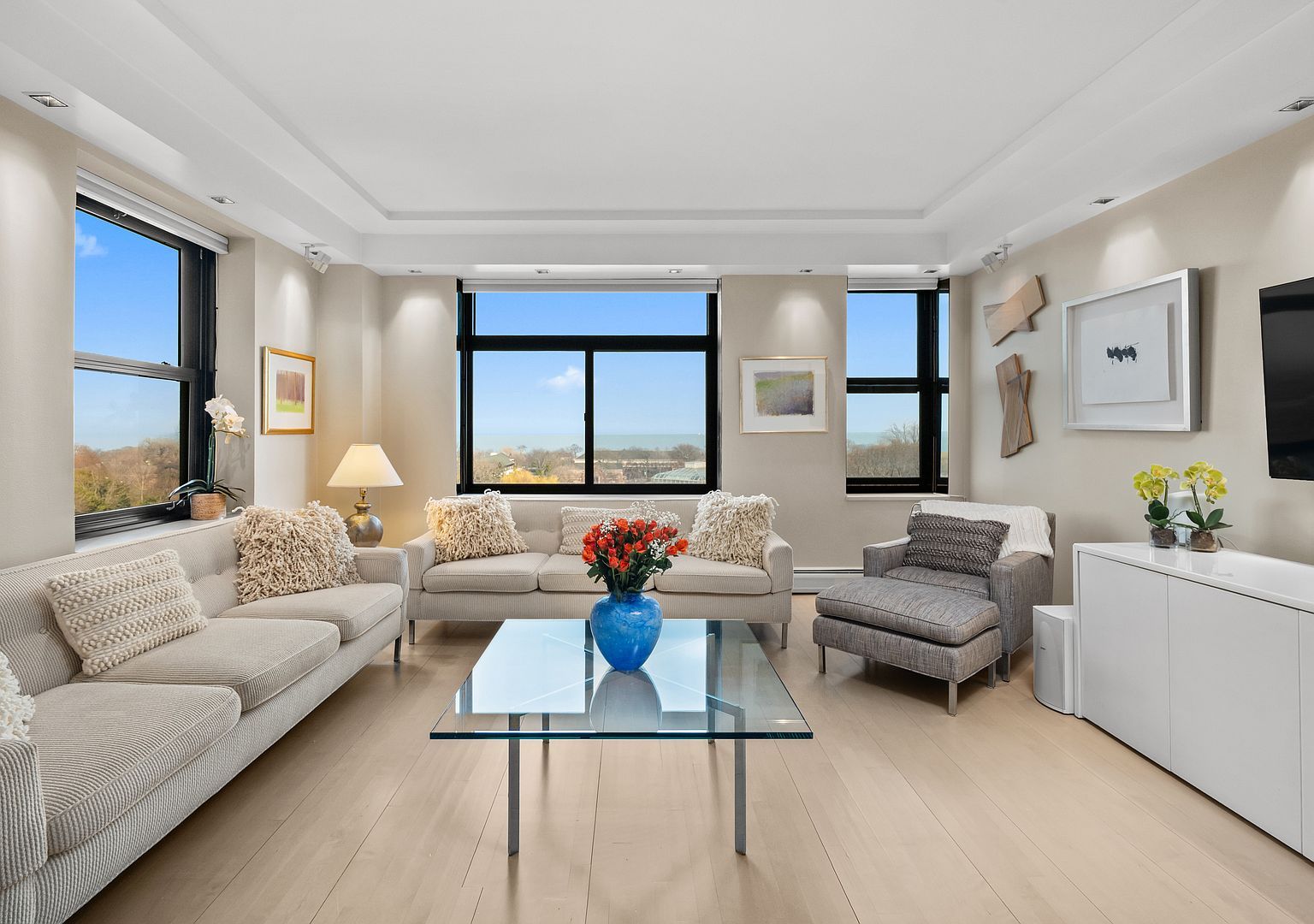 2100 N Lincoln Park W APT 8DN Chicago, IL 60614 - Thumbnail 3