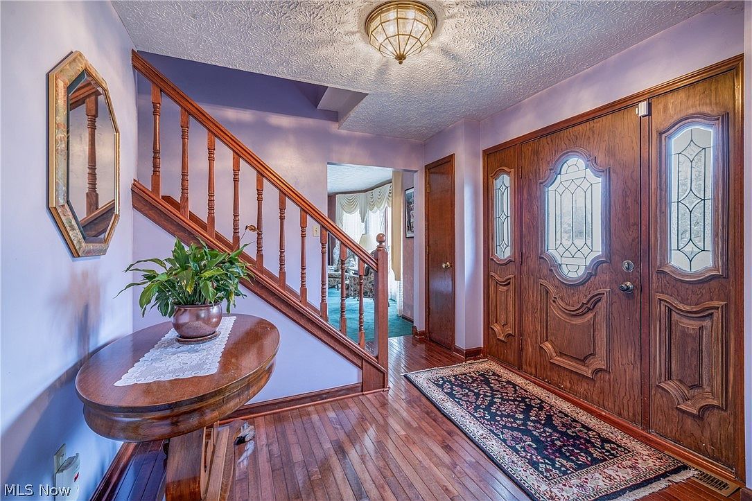 10037 Jamestown Dr North Royalton, OH 44133 - Thumbnail 3