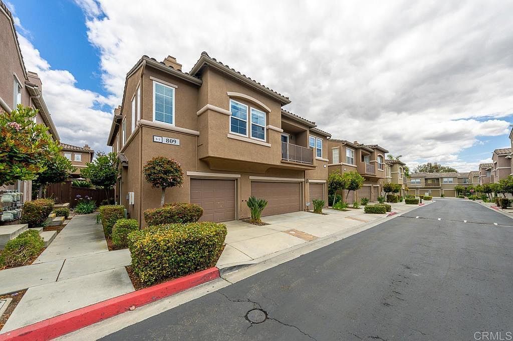 809 Caminito Francisco Unit 1 Chula Vista, CA 91913 - Thumbnail 3