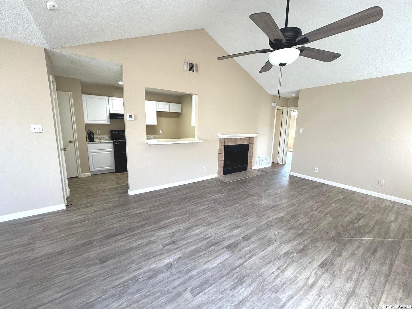 7018 Silver Cyn San Antonio, TX 78244 - Thumbnail 3