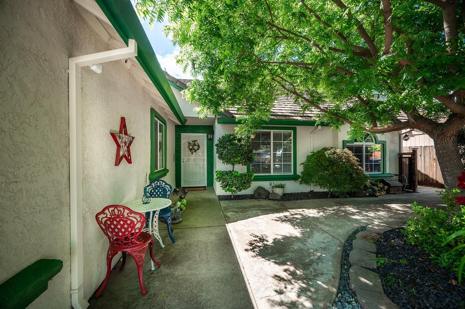 1253 River Bluff Dr Oakdale, CA 95361 - Thumbnail 3