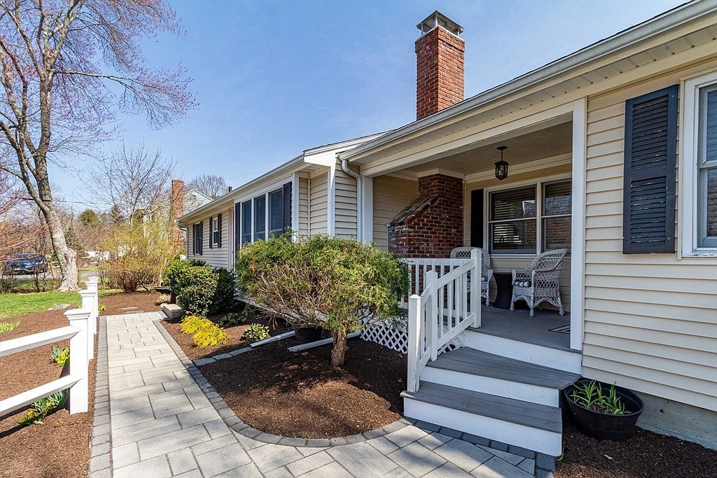 6 Priscilla Rd Medway, MA 02053 - Thumbnail 3