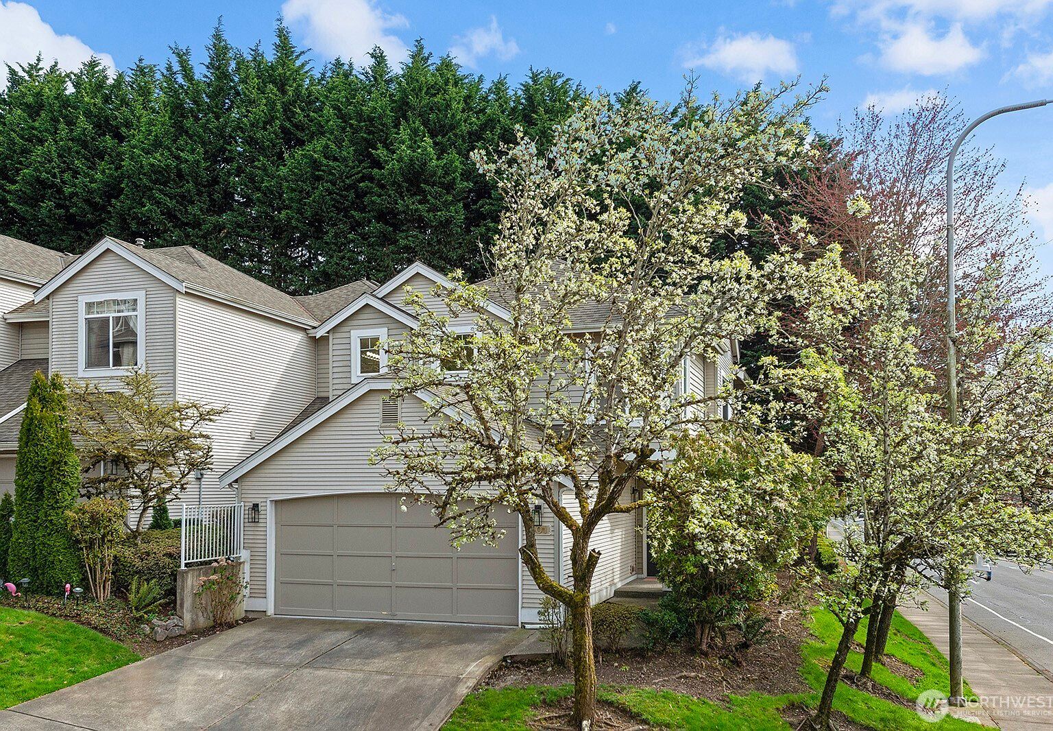 401 S 51st Ct Renton, WA 98055 - Thumbnail 3