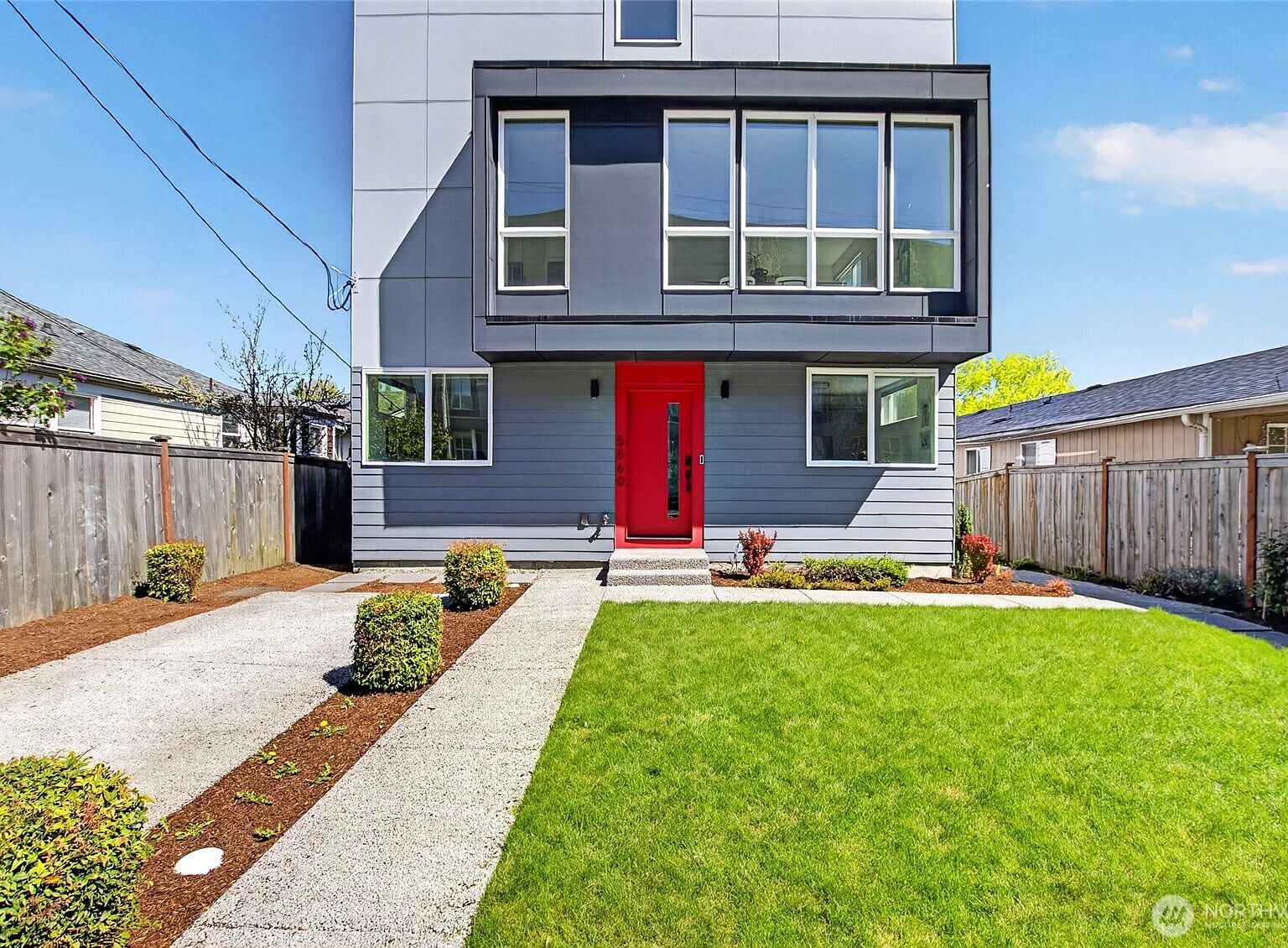 5560 15th Ave S Seattle, WA 98108 - Thumbnail 3