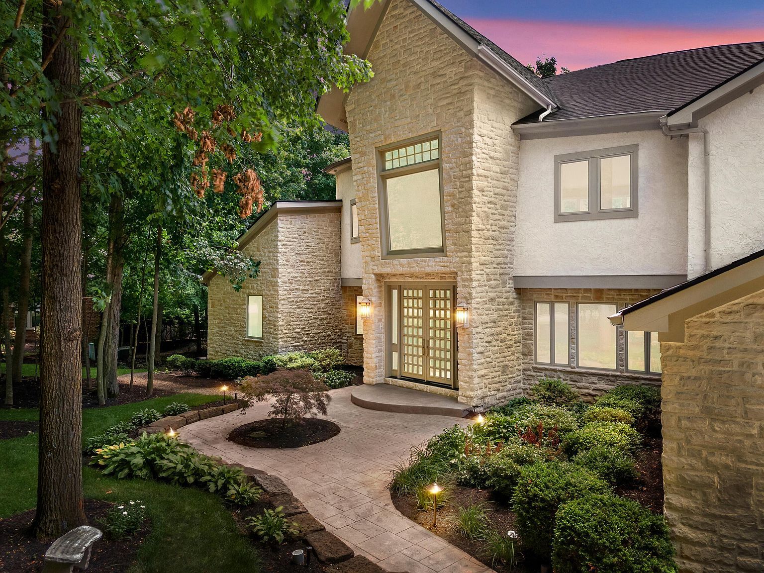 1967 Woodlands Pl Powell, OH 43065 - Thumbnail 3