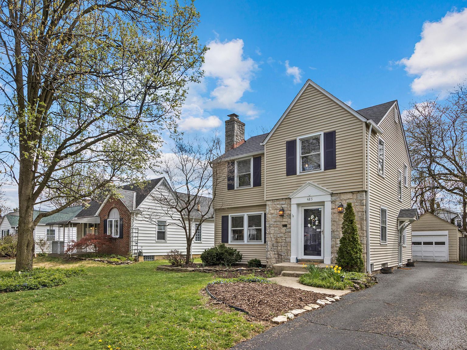 485 Fallis Rd Columbus, OH 43214 - Thumbnail 3