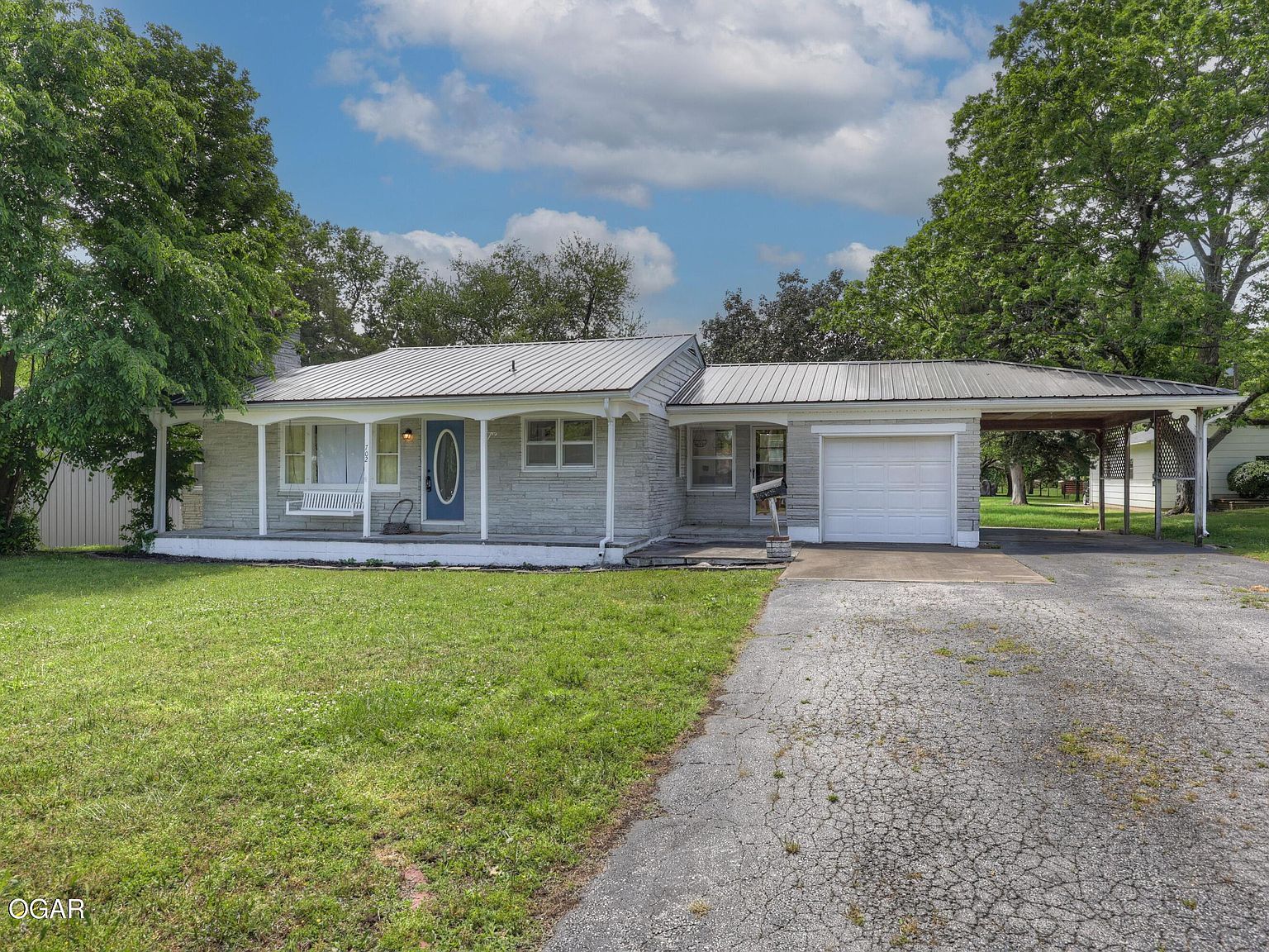702 E Centennial Ave Carthage, MO 64836 - Thumbnail 3