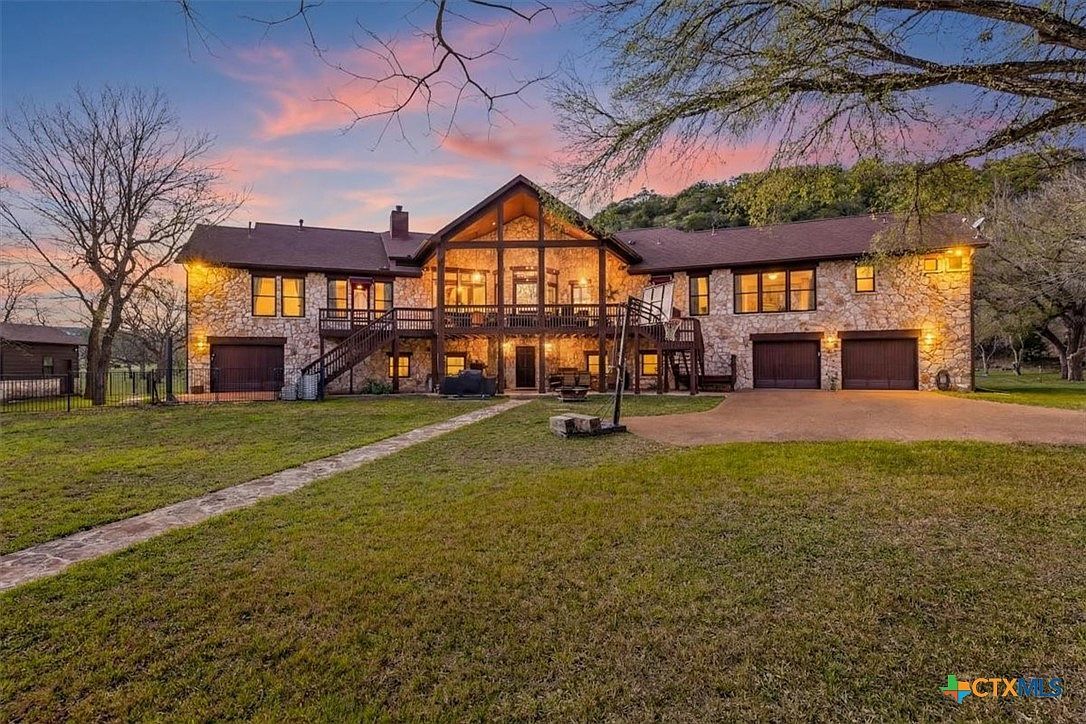 130 Water Park Rd Wimberley, TX 78676 - Thumbnail 3