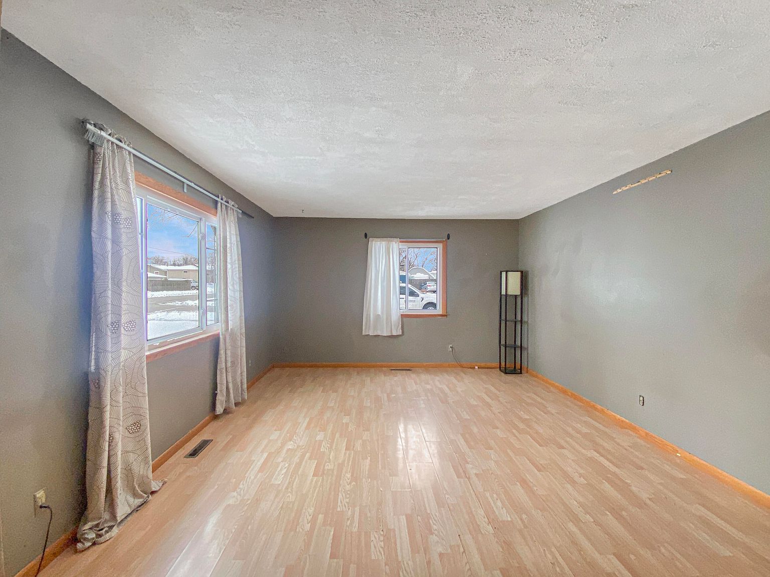 703 N Glenwood Ave Griffith, IN 46319 - Thumbnail 3