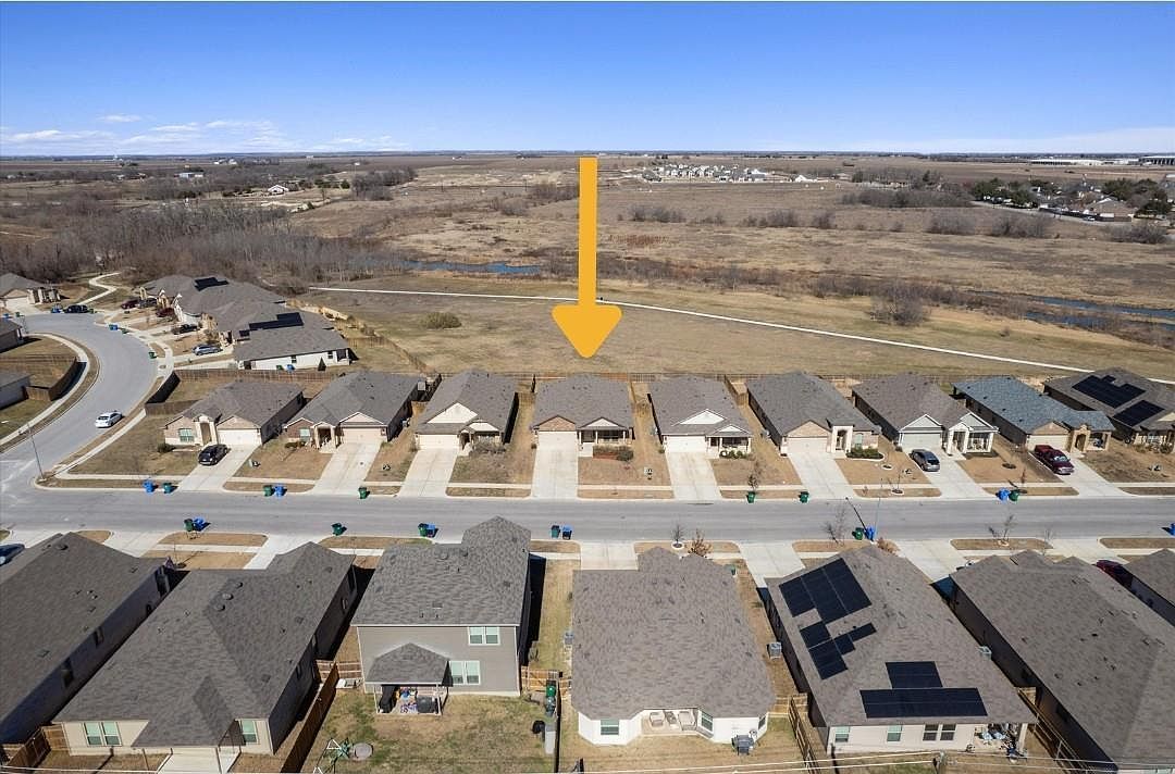 1644 T H Johnson Dr Taylor, TX 76574 - Thumbnail 3