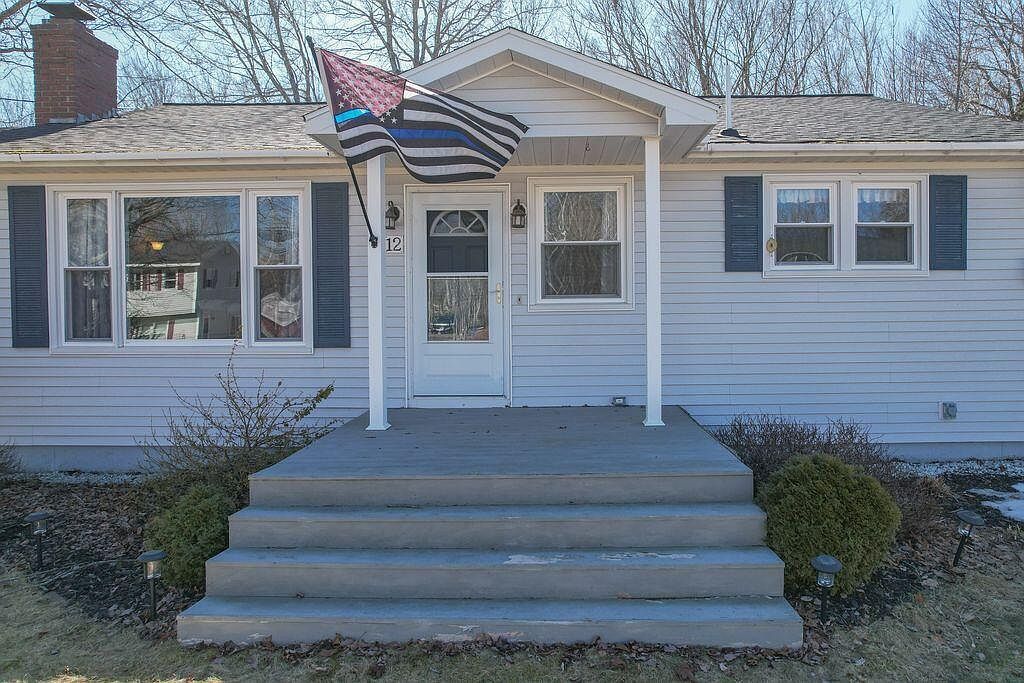 12 McDonald Ave Ellsworth, ME 04605 - Thumbnail 3