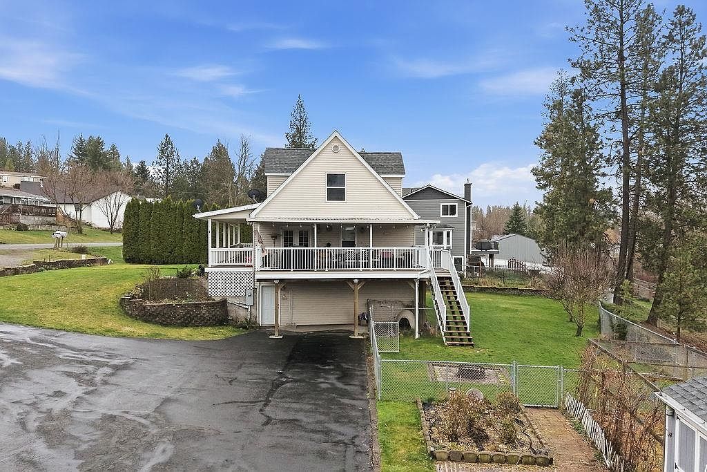 227 E Stringham Rd Rockford, WA 99030 - Thumbnail 3