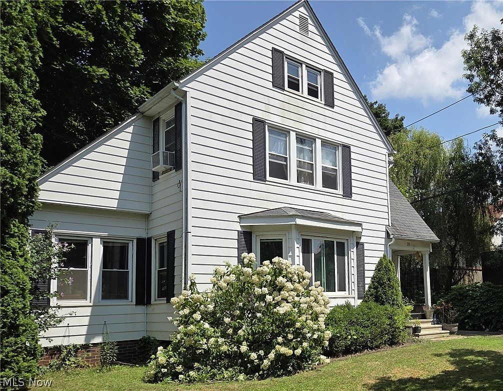 31 Medford Ave Akron, OH 44310 - Thumbnail 3