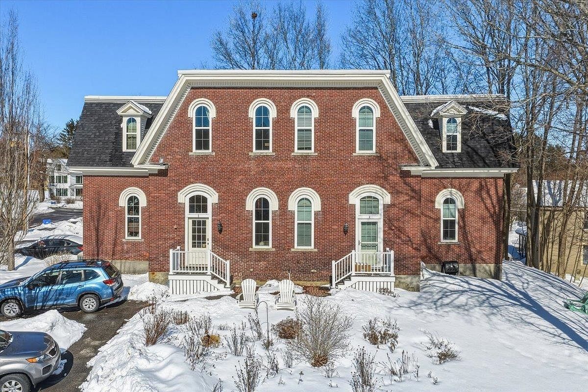 14 Knight St APT 2 Concord, NH 03301 - Thumbnail 3