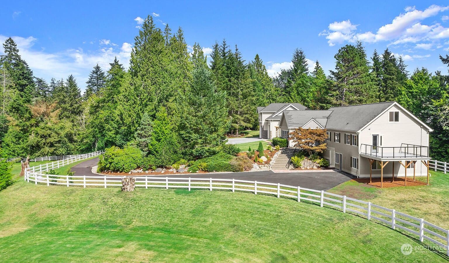 8180 NE West Port Madison Rd Bainbridge Island, WA 98110 - Thumbnail 3