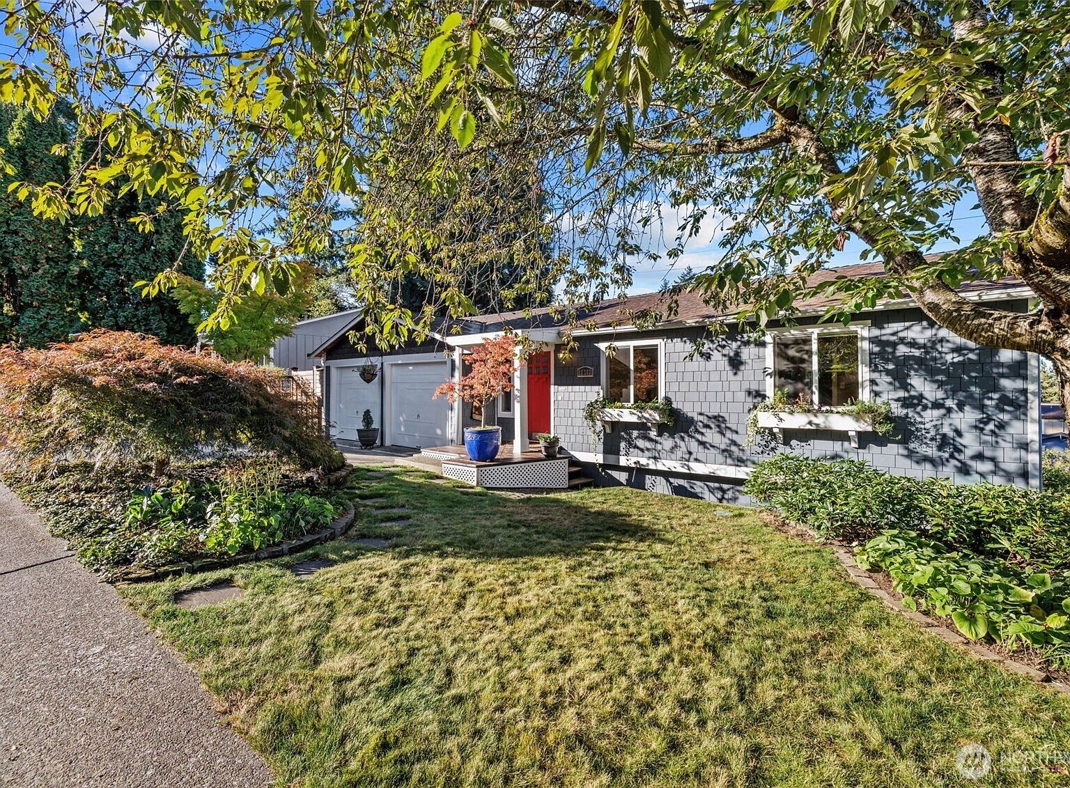 11303 126th Ave NE Kirkland, WA 98033 - Thumbnail 3