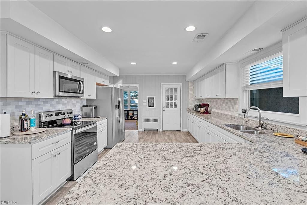 4618 River Shore Rd Portsmouth, VA 23703 - Thumbnail 3