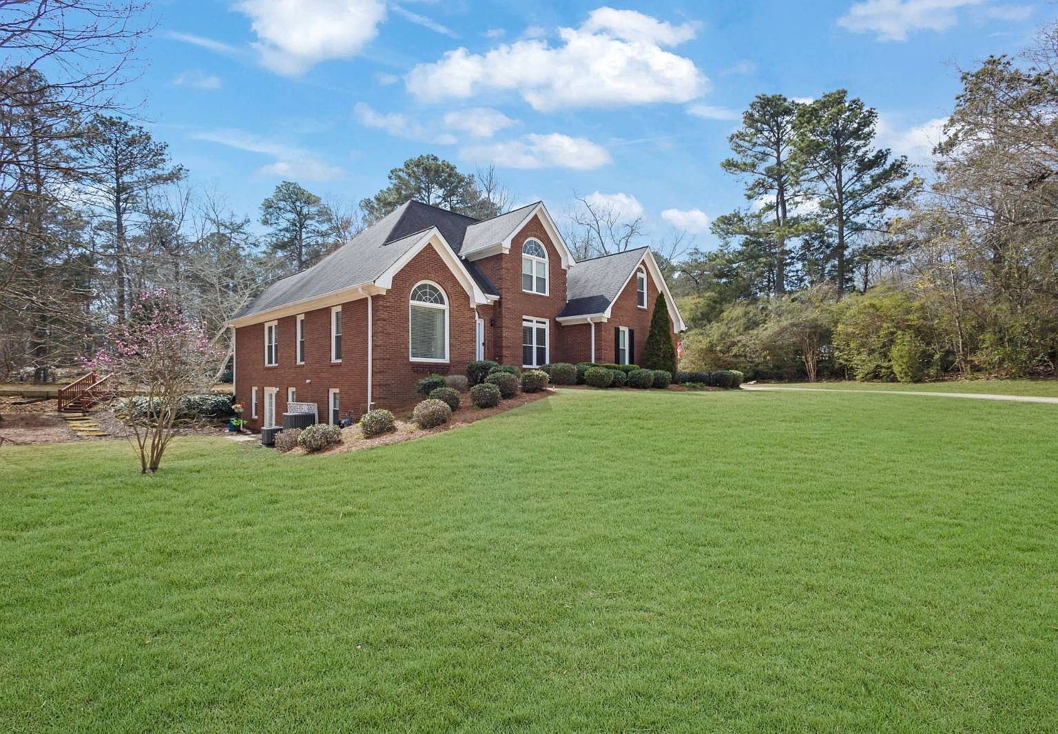 2609 Fireside Trl SW Conyers, GA 30094 - Thumbnail 3