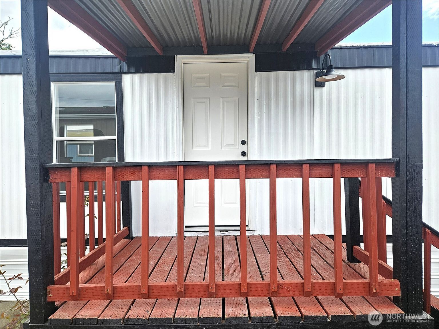 10302 Lakeview Ave SW TRAILER 54 Lakewood, WA 98499 - Thumbnail 3