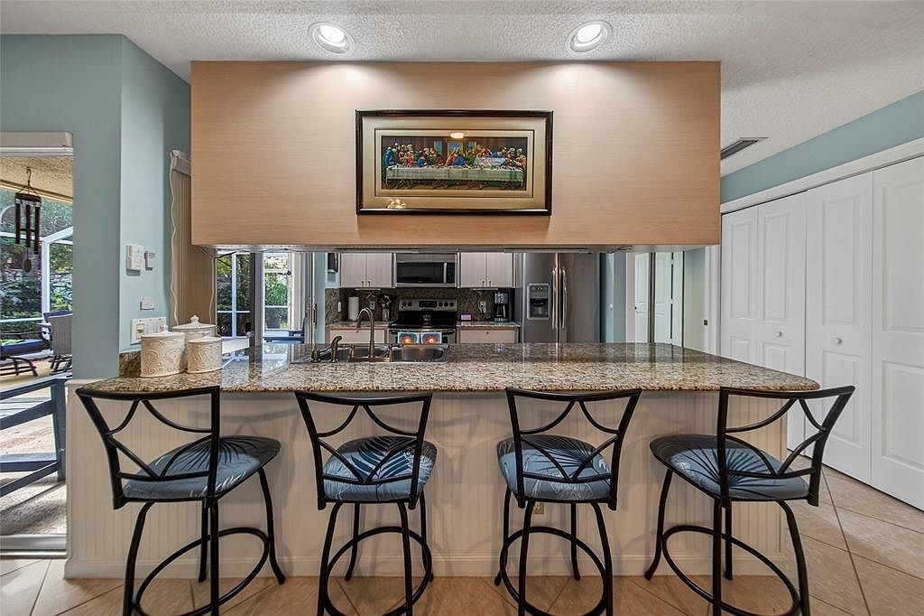 1202 NW Sun Terrace Cir APT D Pt Saint Lucie, FL 34986 - Thumbnail 3