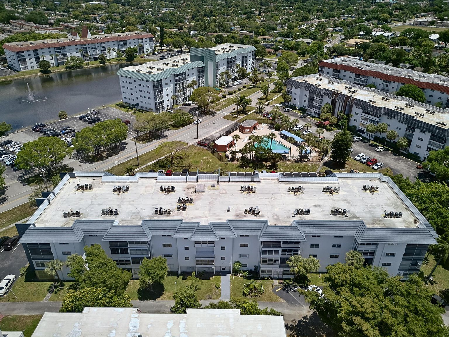 4770 NW 21st St APT 412 Lauderhill, FL 33313 - Thumbnail 3