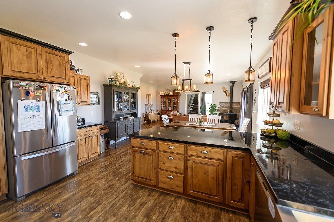 319 Morrison Ln Dillon, MT 59725 - Thumbnail 3