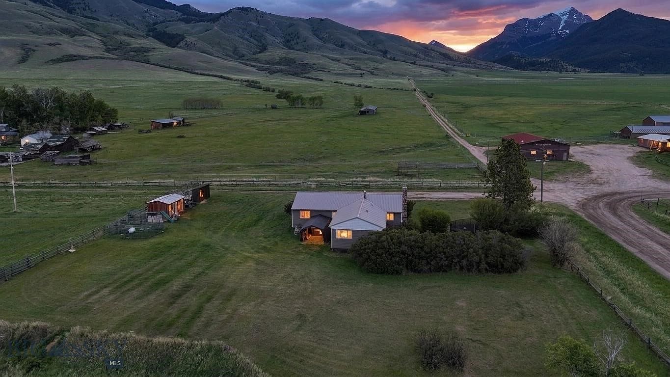 1 Carkeek Ln Cameron, MT 59720 - Thumbnail 3
