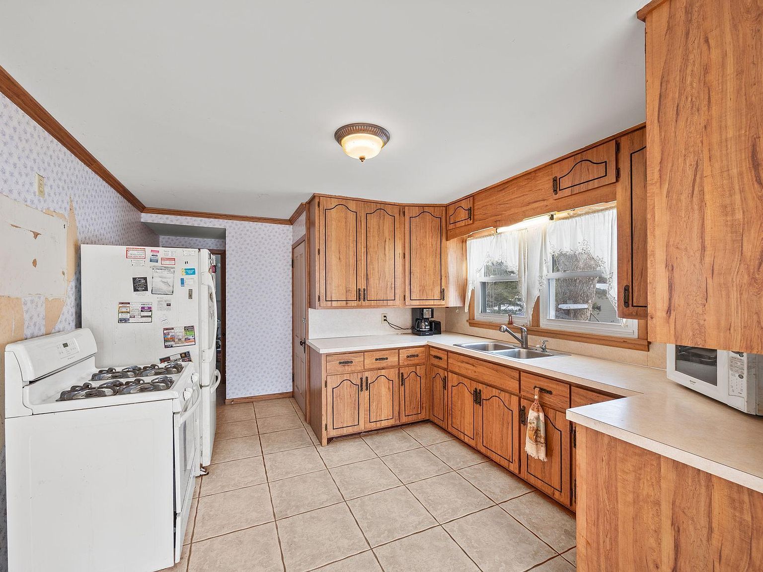 737 Elm Ave E Delano, MN 55328 - Thumbnail 3