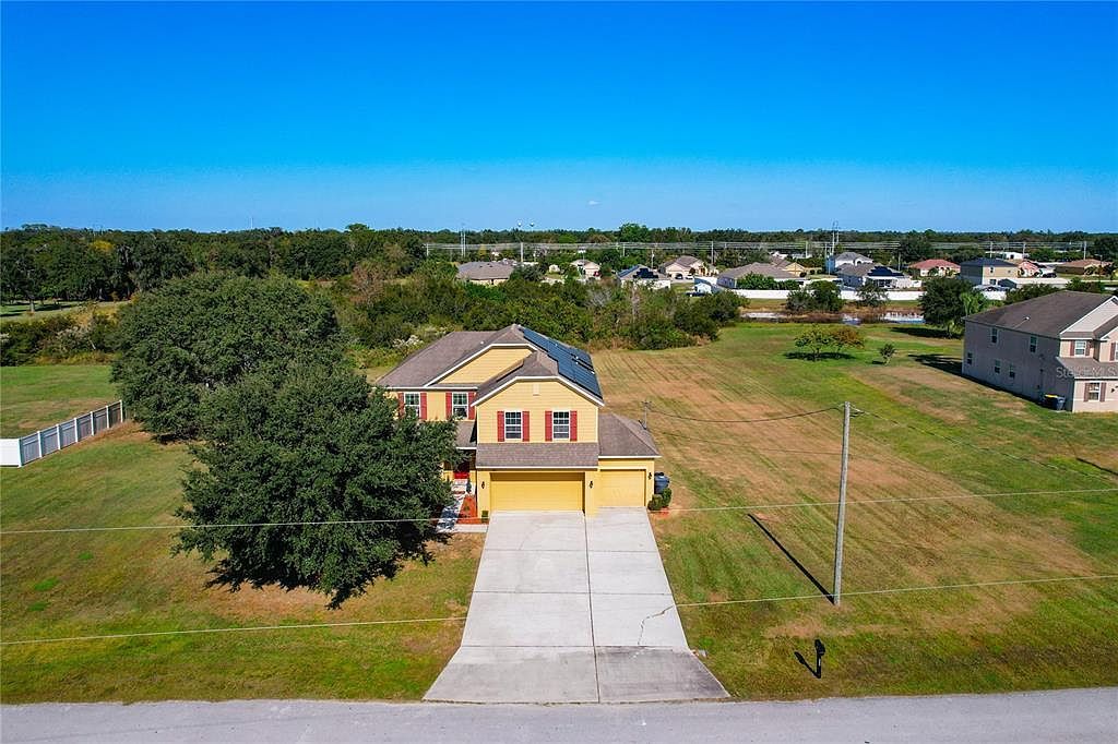 205 Tifton St Winter Haven, FL 33880 - Thumbnail 3