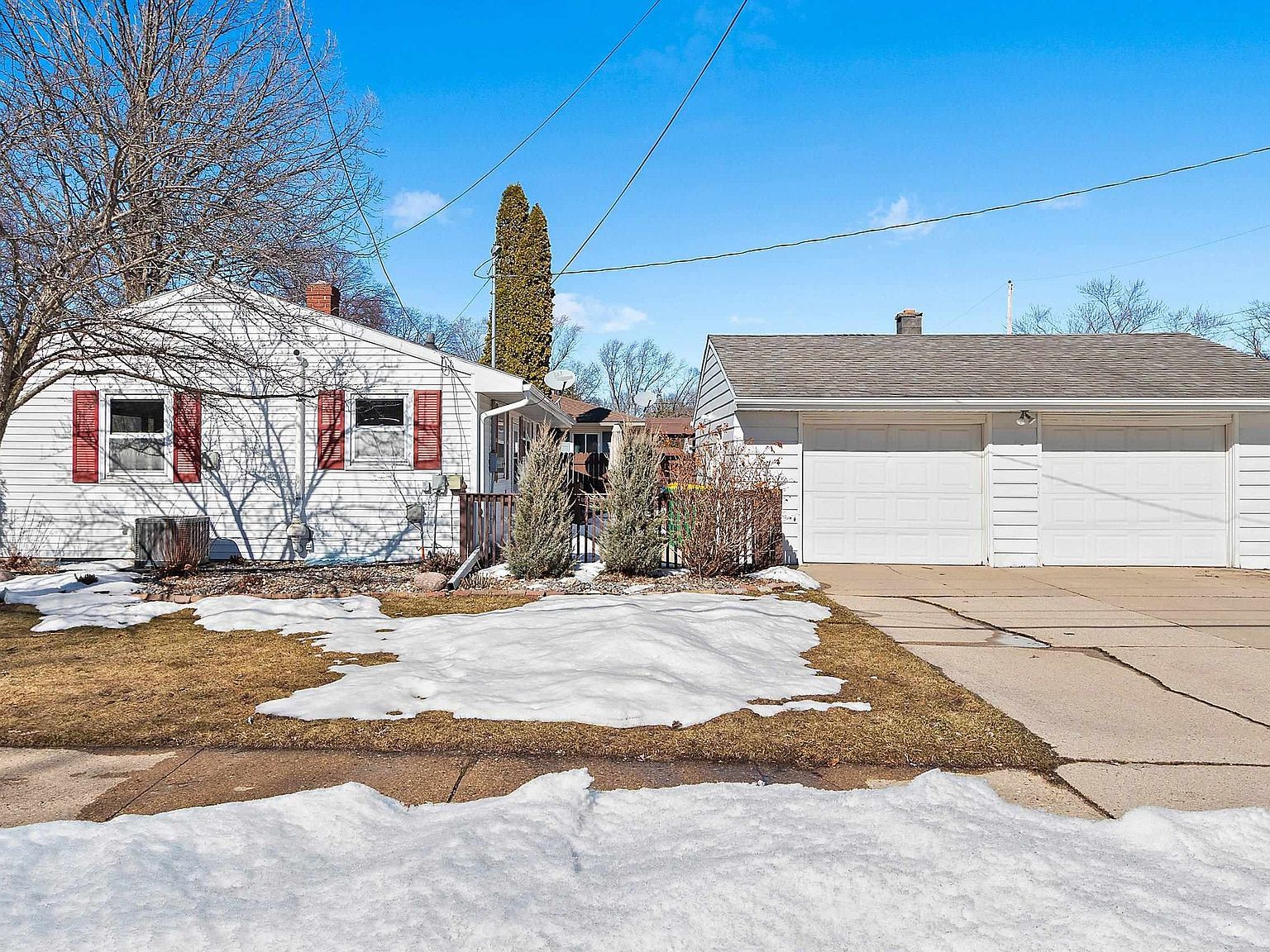 1623 Jay Ln Green Bay, WI 54304 - Thumbnail 3