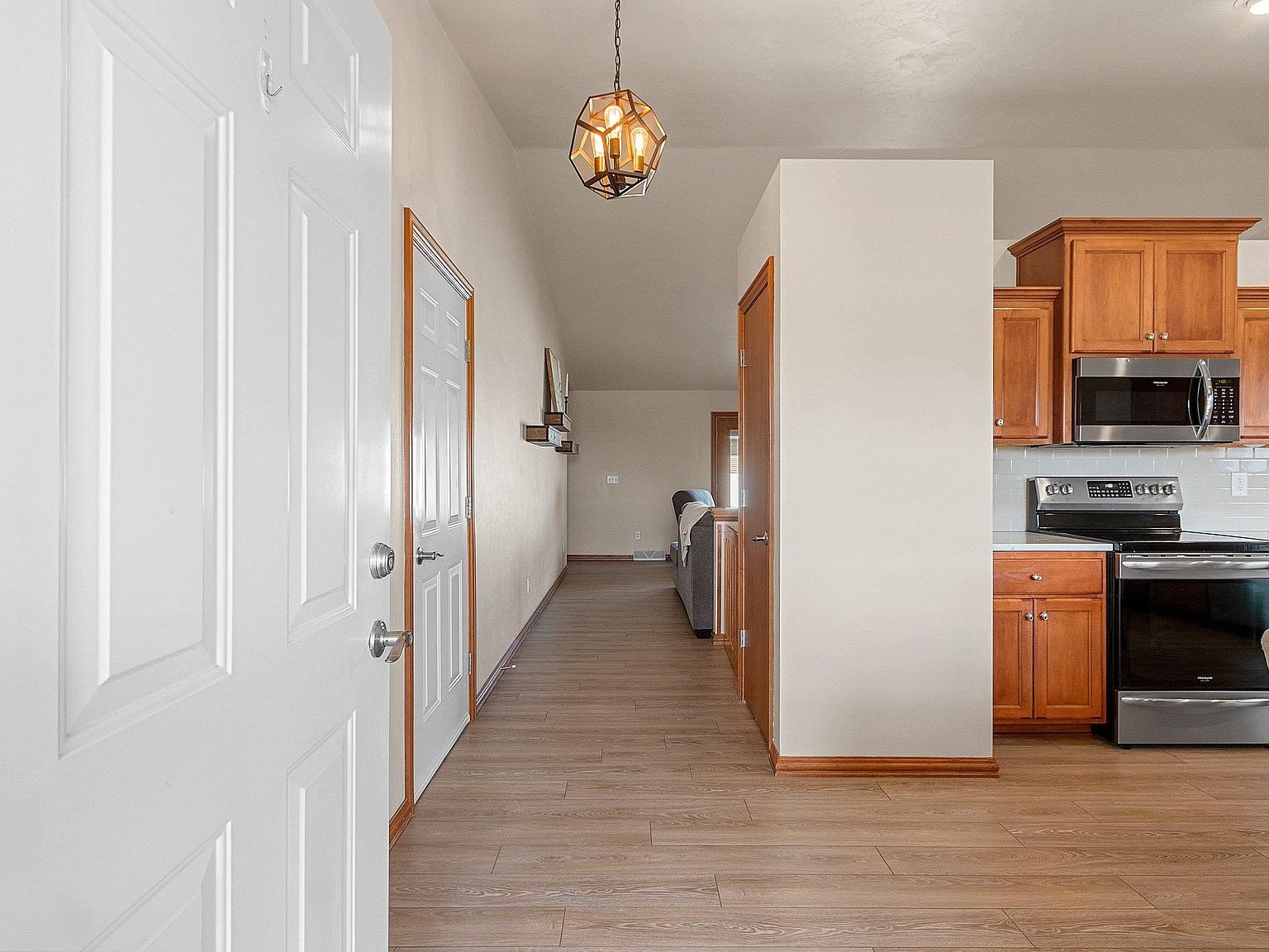 2190 Ryan Rd De Pere, WI 54115 - Thumbnail 3