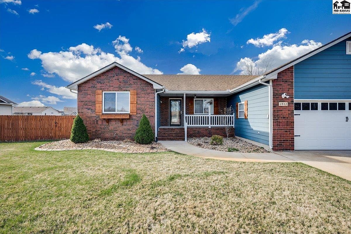 1811 E 26th Ave Hutchinson, KS 67502 - Thumbnail 3