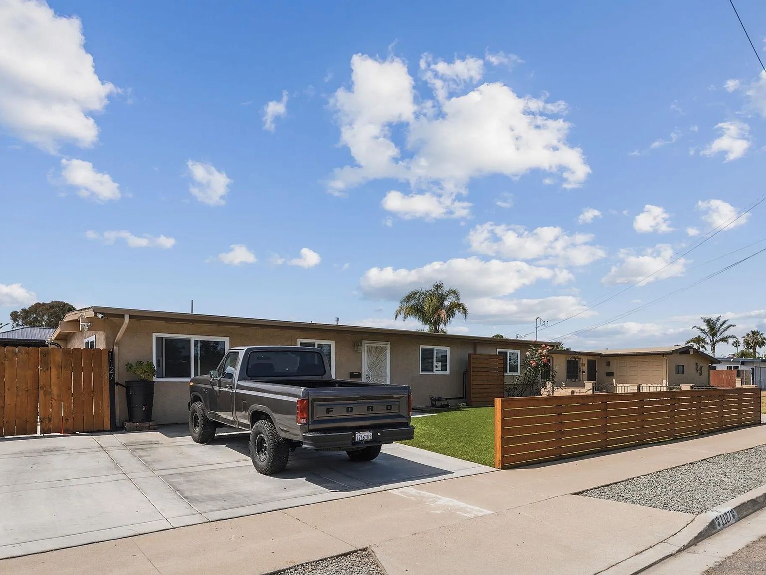 1127 Hemlock Ave Imperial Beach, CA 91932 - Thumbnail 3