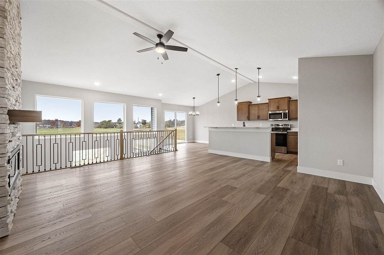 3660 McLain Way Hiawatha, IA 52233 - Thumbnail 3