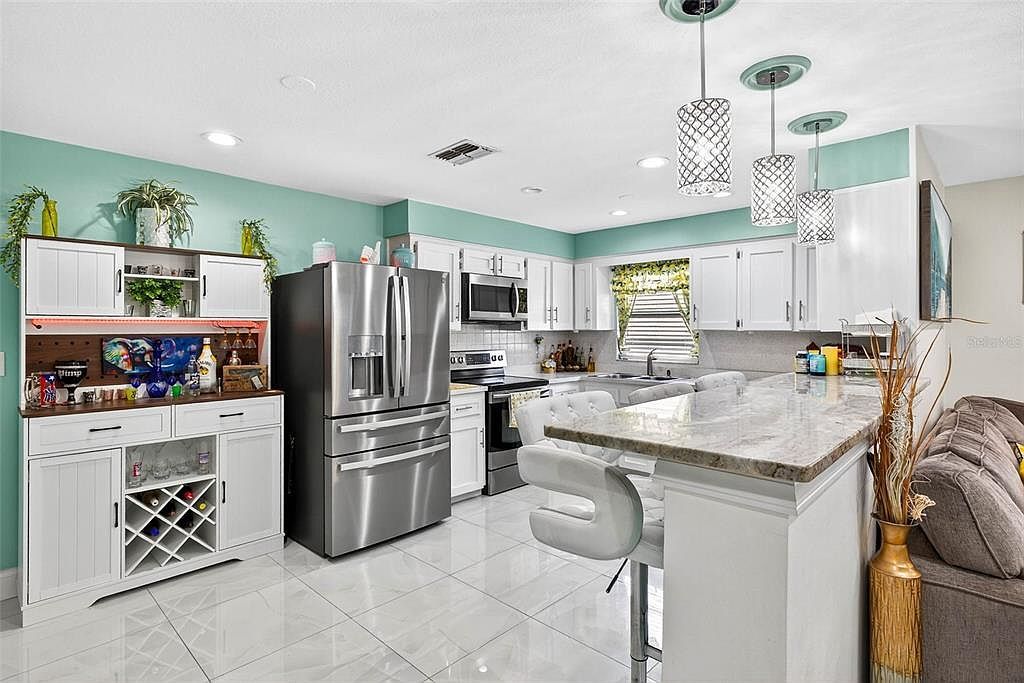 3710 E Hamilton Ave Tampa, FL 33604 - Thumbnail 3