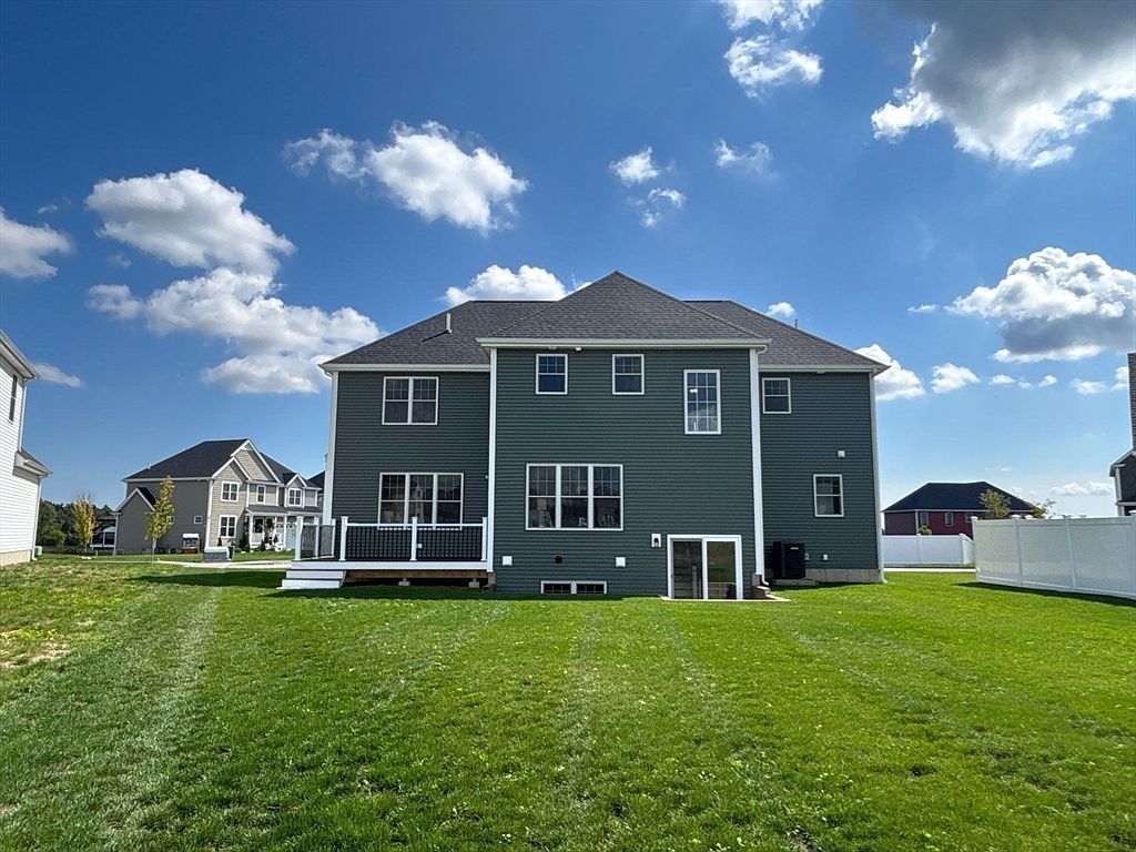 81 Pratt Ave Bridgewater, MA 02324 - Thumbnail 3