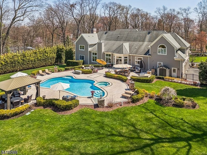 55 Deer Run Watchung, NJ 07069 - Thumbnail 3