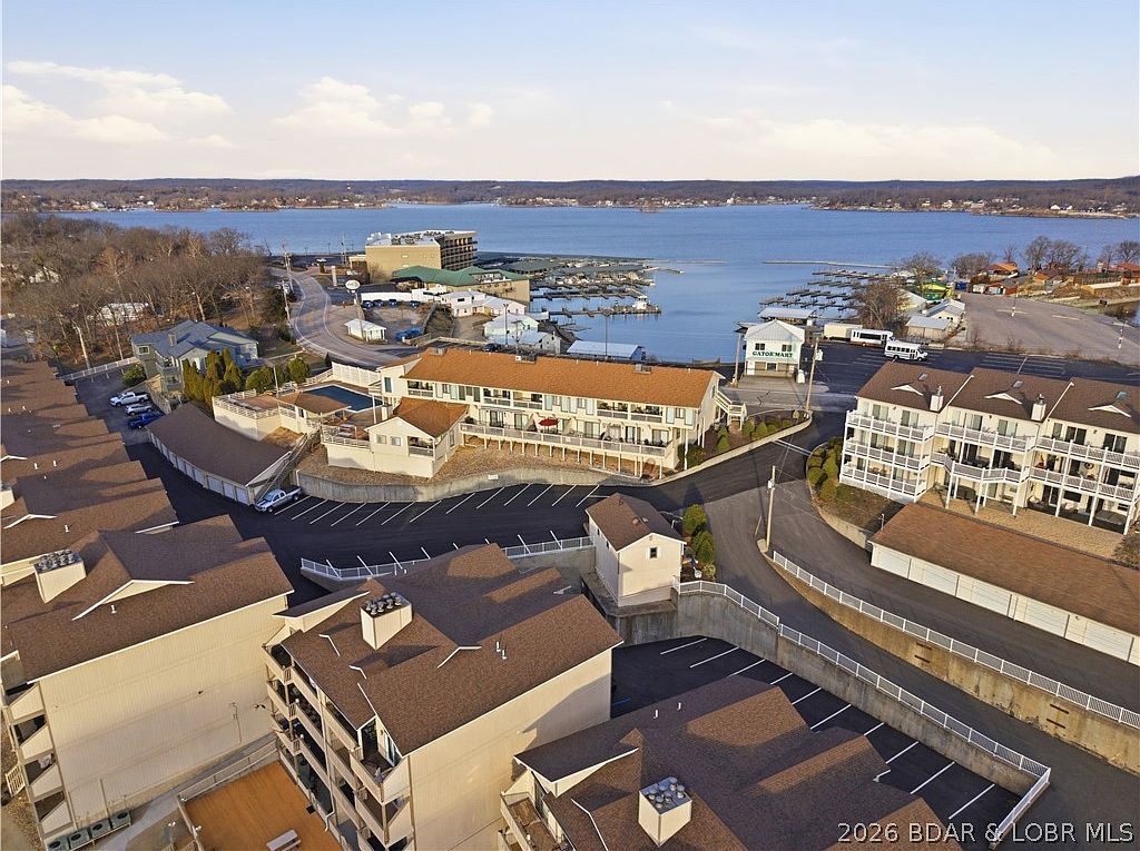 2222 Bittersweet Rd Unit 1C Lake Ozark, MO 65049 - Thumbnail 3