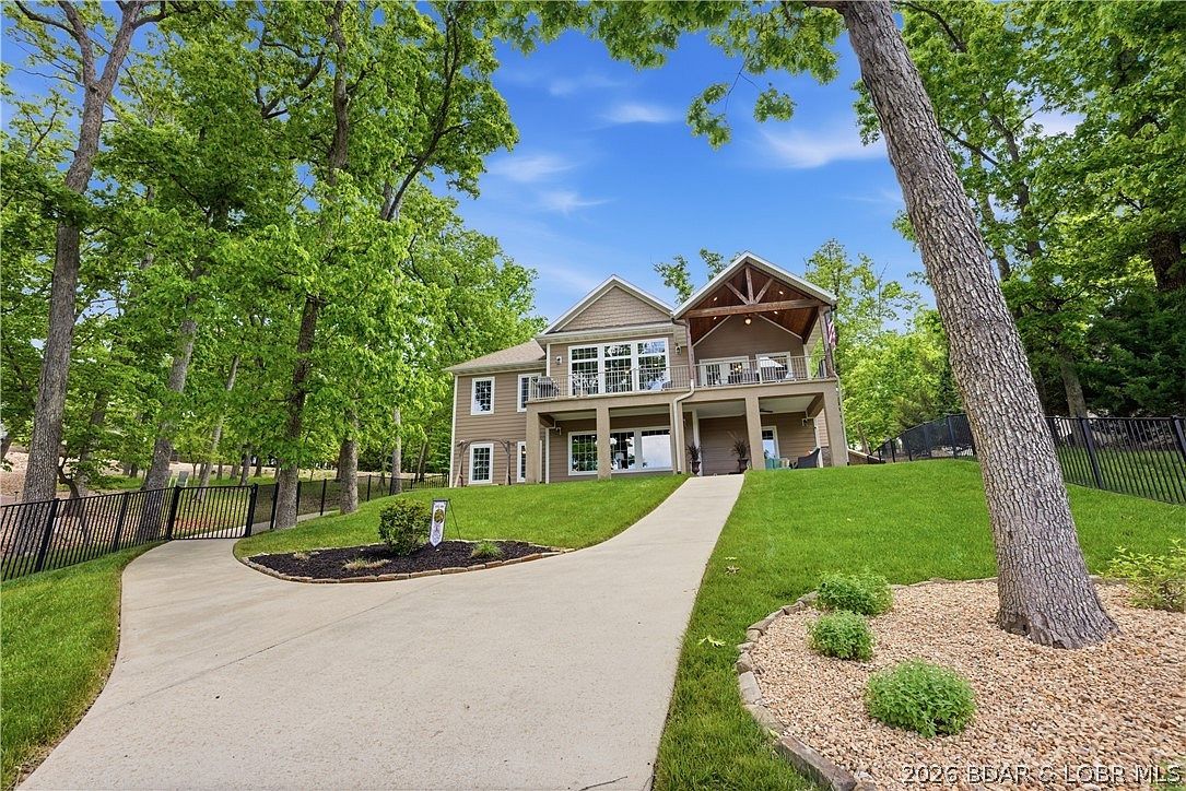 661 Via Appia Dr Sunrise Beach, MO 65079 - Thumbnail 3