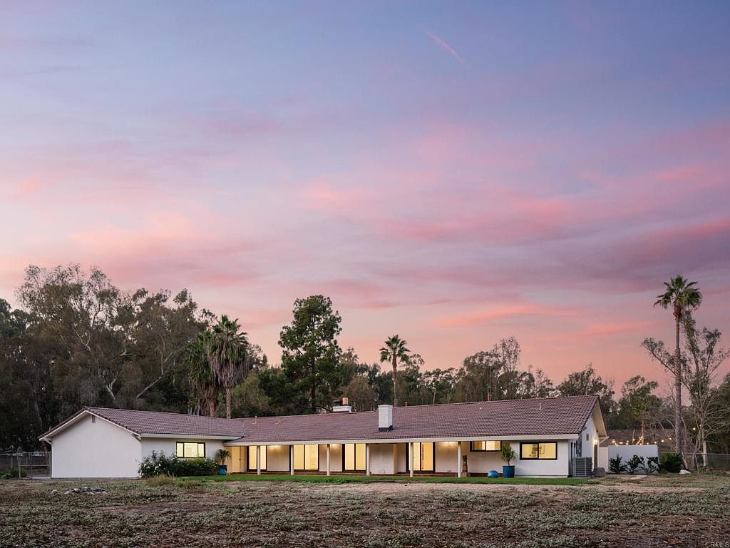 14980 Via De La Valle Del Mar, CA 92014 - Thumbnail 3