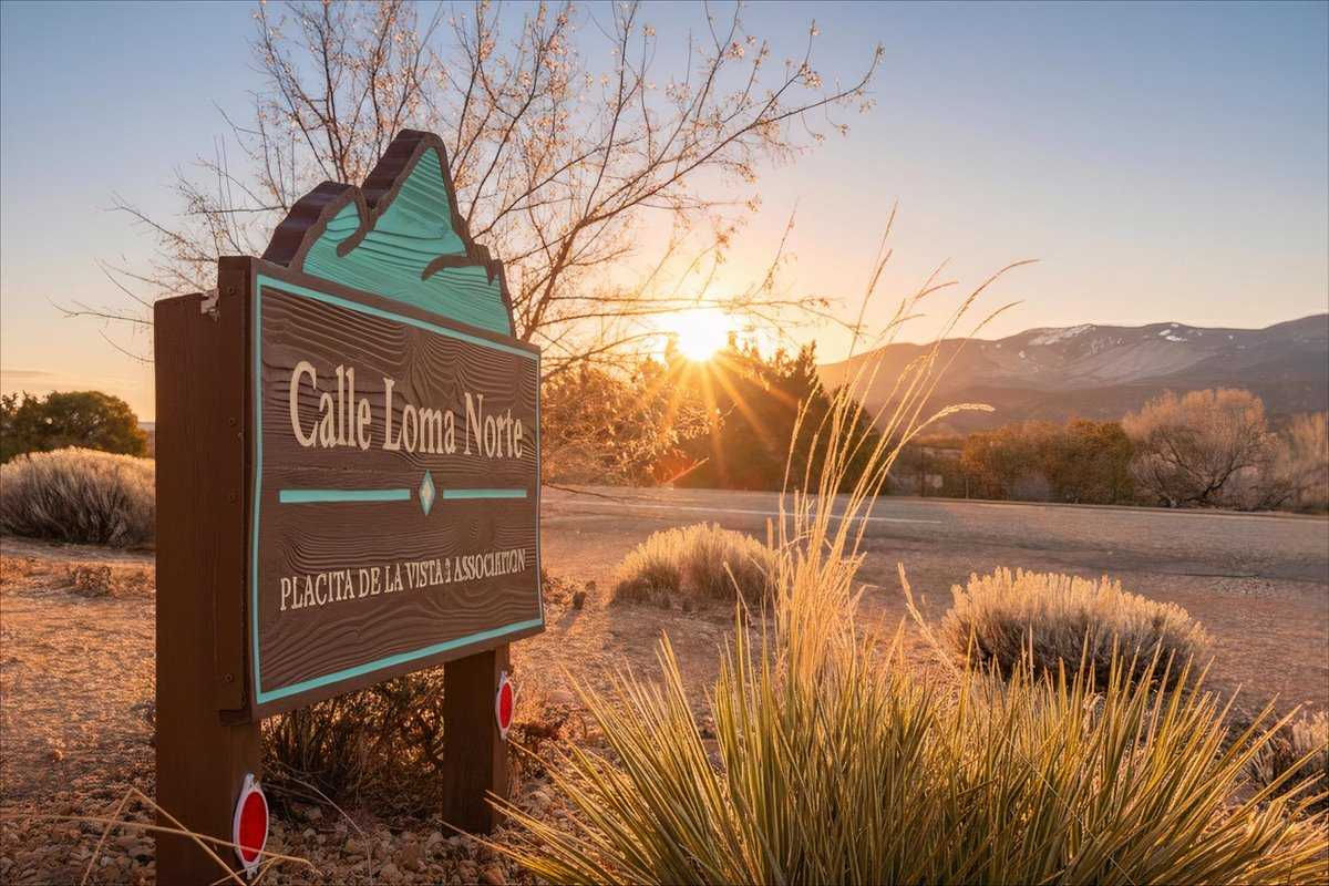 311 Calle Loma Norte, Santa Fe, NM, USA, 87501 - Thumbnail 3