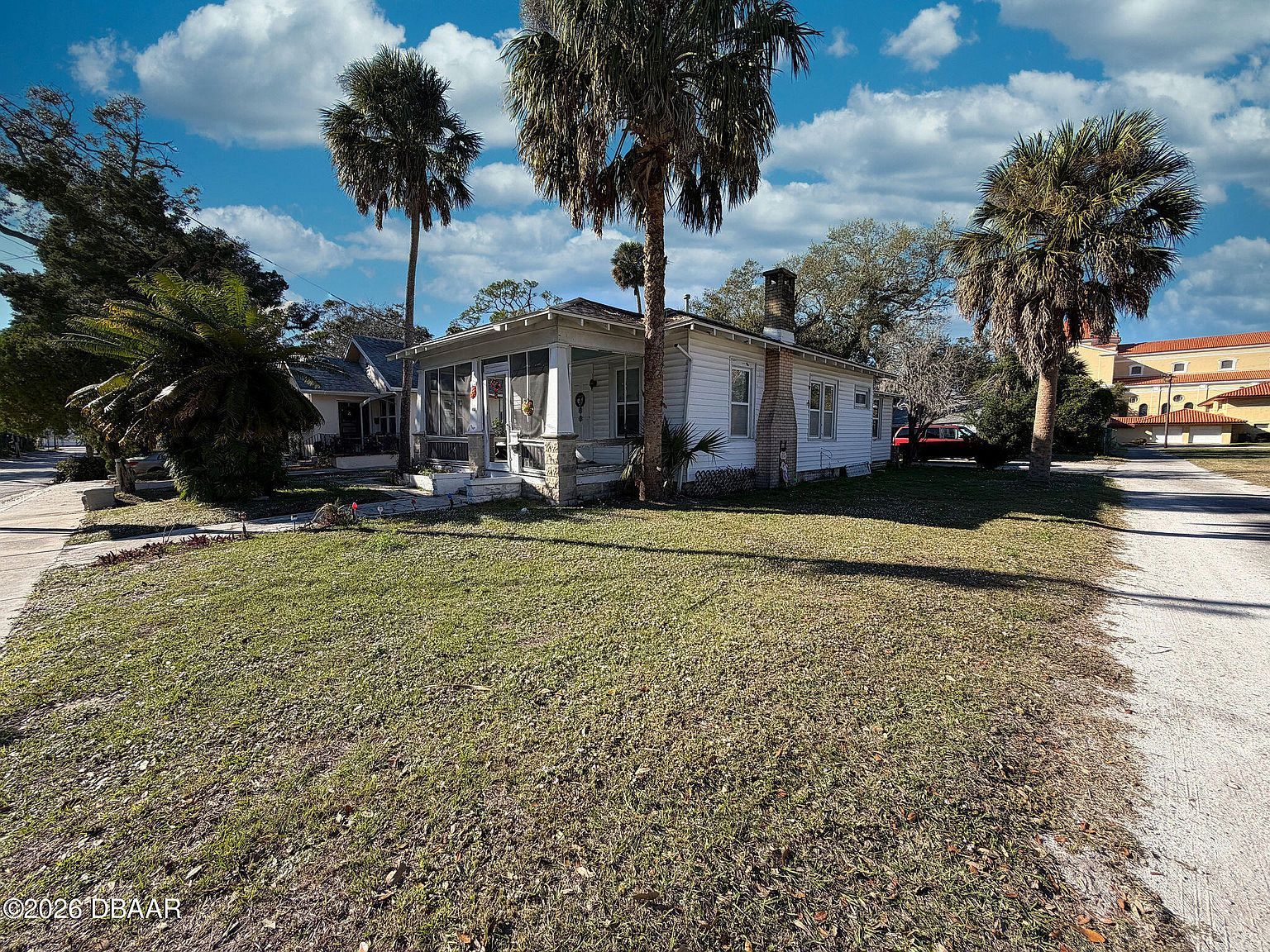 308 San Juan Ave Daytona Beach, FL 32114 - Thumbnail 3