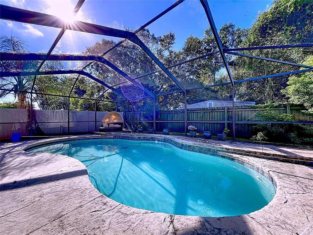 2003 Leichester St Valrico, FL 33594 - Thumbnail 3