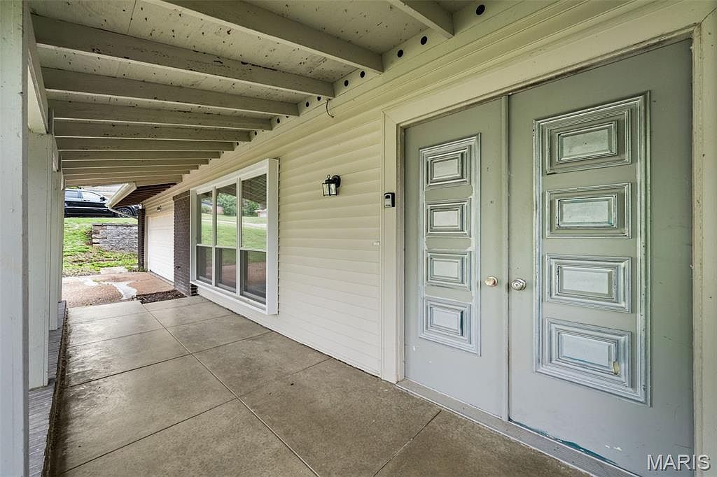 1646 Pepperwood Dr Saint Louis, MO 63146 - Thumbnail 3