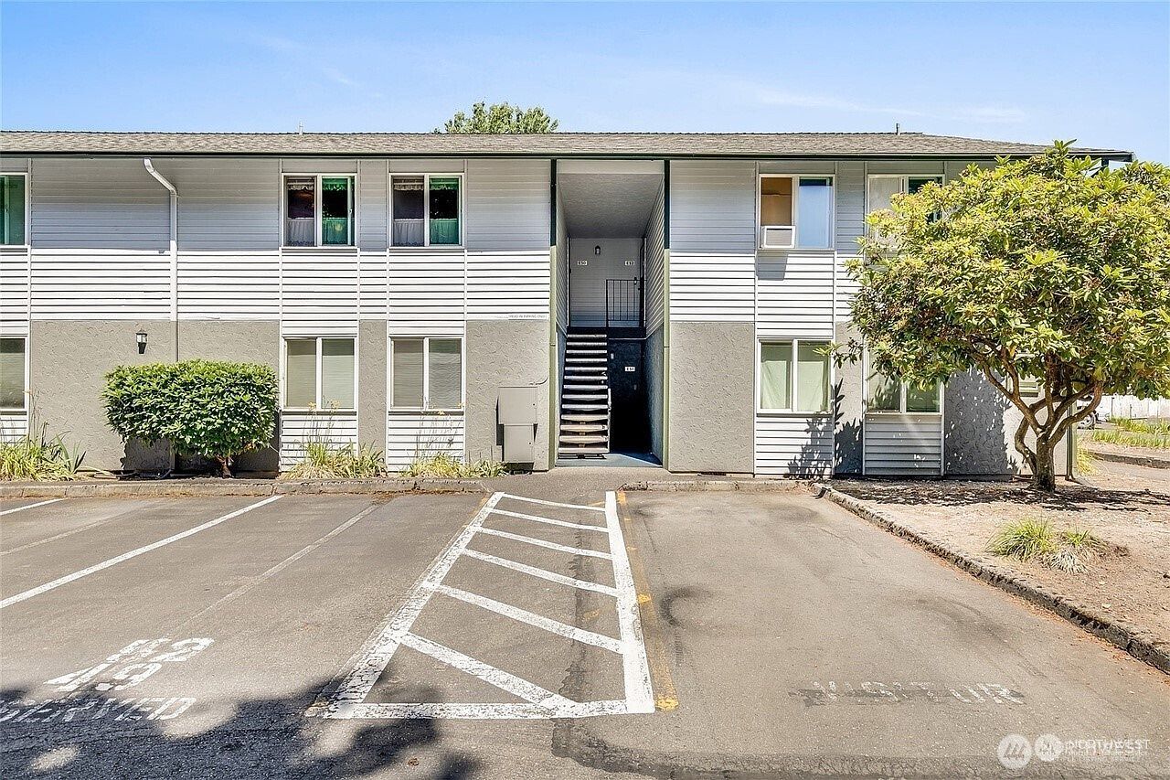 1852 Central Pl S APT E46 Kent, WA 98030 - Thumbnail 3